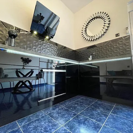 Mini Palais - Beachfront, 5 Min Center *