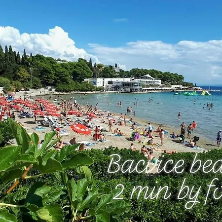 Mini Palais - Beachfront, 5 Min Center, Terrace