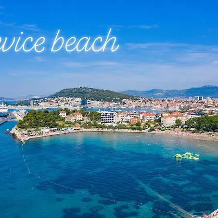 Mini Palais - Beachfront, 5 Min Center, Terrace Split