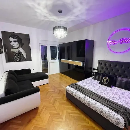 Mini Palais - Beachfront, 5 Min Center, Terrace