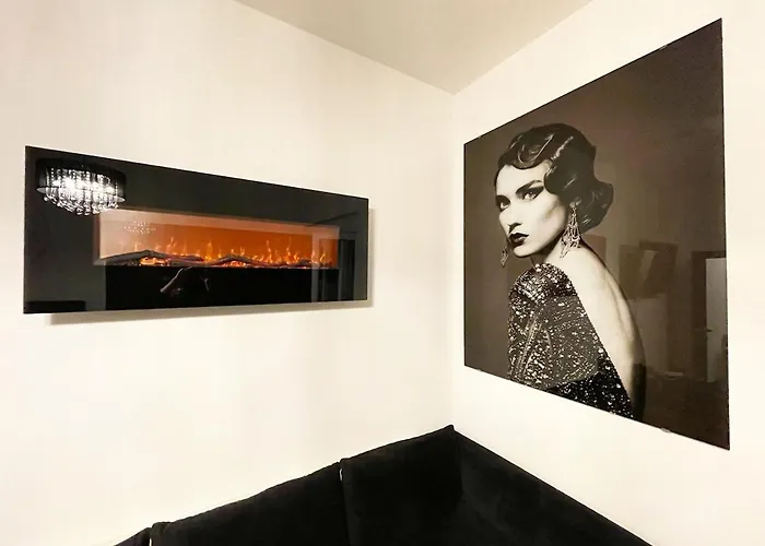 Mini Palais - Beachfront, 5 Min Center Apartman